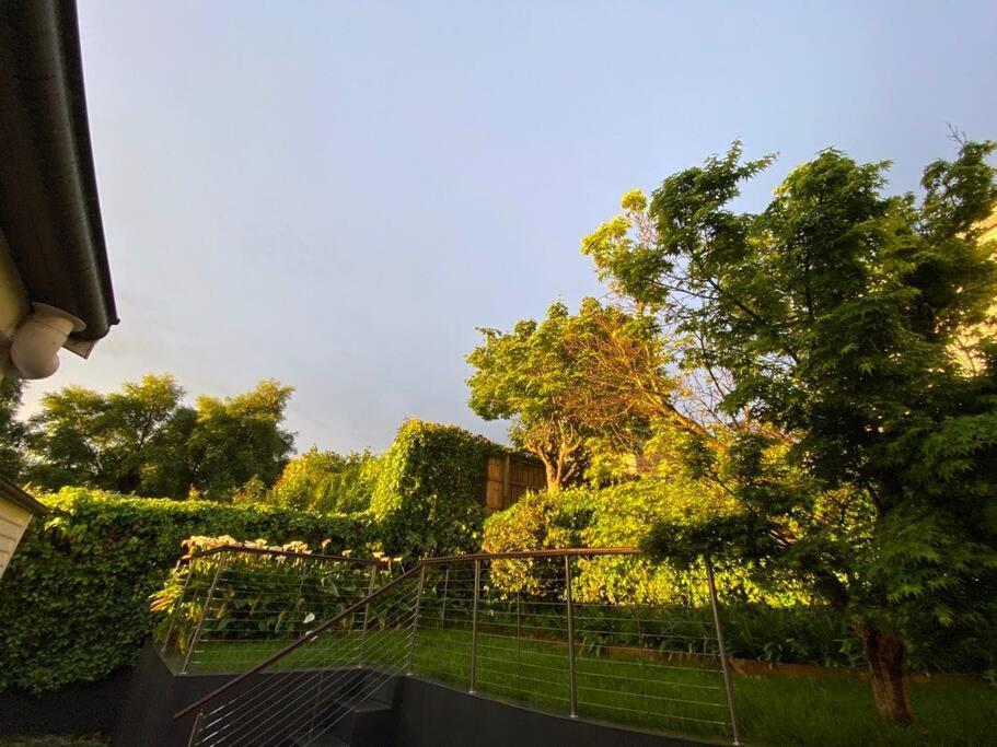 Charming Cottage Nestled In Prime Location Launceston Exterior foto